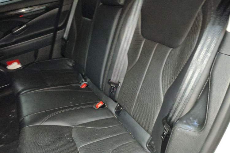 Used Geely Auto Emgrand GT 2015 1.8T Flagship Model Left Rear Seat
