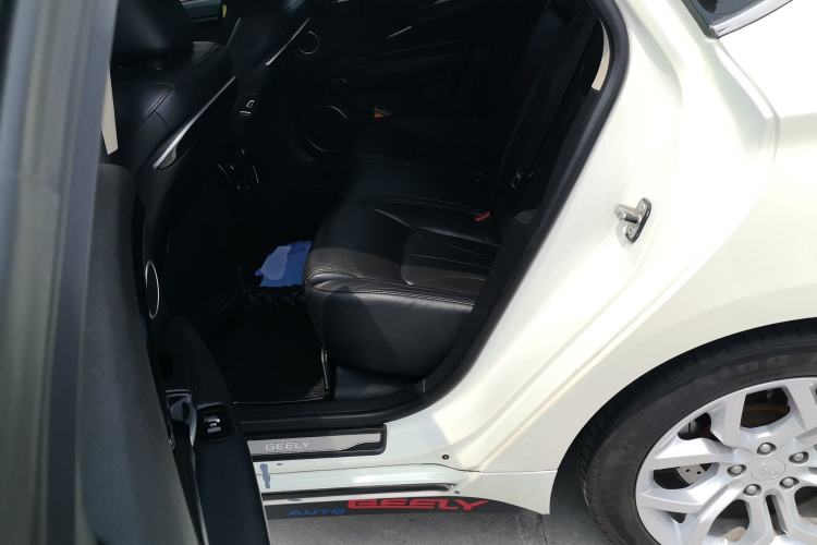 Used Geely Auto Emgrand GT 2015 3.5L Flagship Edition Left Rear Seat