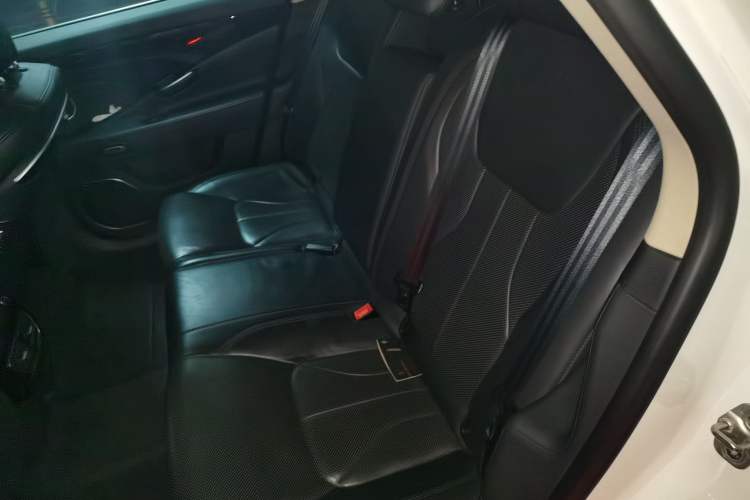 Used Geely Auto Emgrand GT 2015 1.8T Premium Model Left Rear Seat