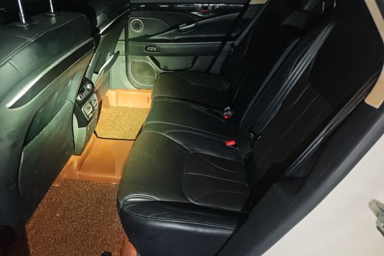 Used Geely Auto Emgrand GT 2015 1.8T Flagship Model Left Rear Seat
