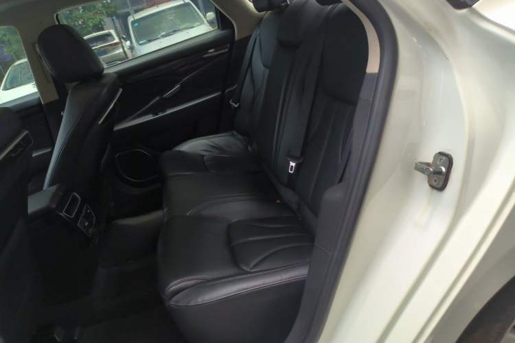 Used Geely Auto Emgrand GT 2015 2.4L Comfort Model Left Rear Seat