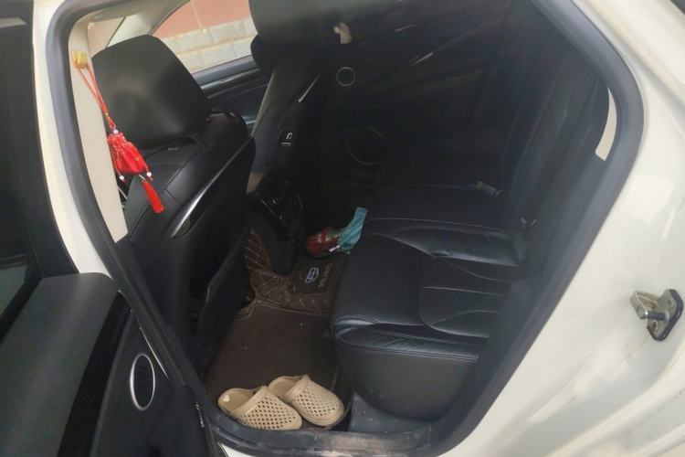 Used Geely Auto Emgrand GT 2015 1.8T Flagship Model Left Rear Seat