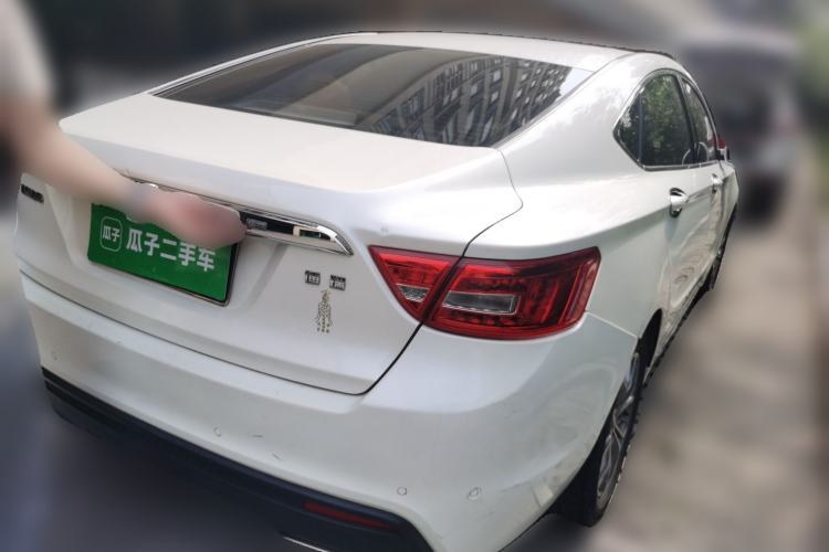 Used Geely Auto Emgrand GT 2015 2.4L Comfort Model Rear Right 45 Deg