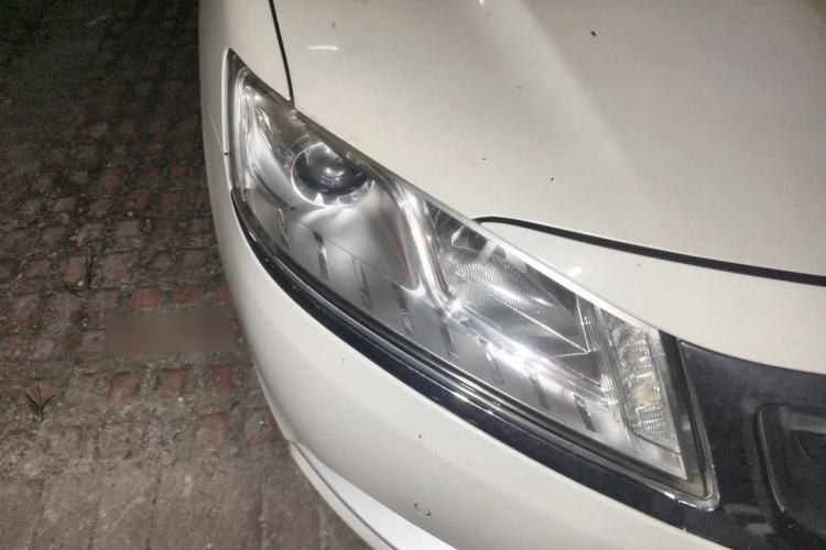 Used Geely Auto Emgrand GT 2015 1.8T Premium Model Right Front Headlight
