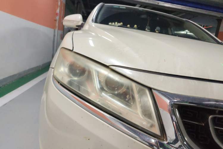 Used Geely Auto Emgrand GT 2015 2.4L Comfort Model Right Front Headlight