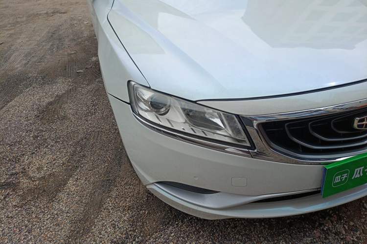 Used Geely Auto Emgrand GT 2015 1.8T Luxury Model Right Front Headlight
