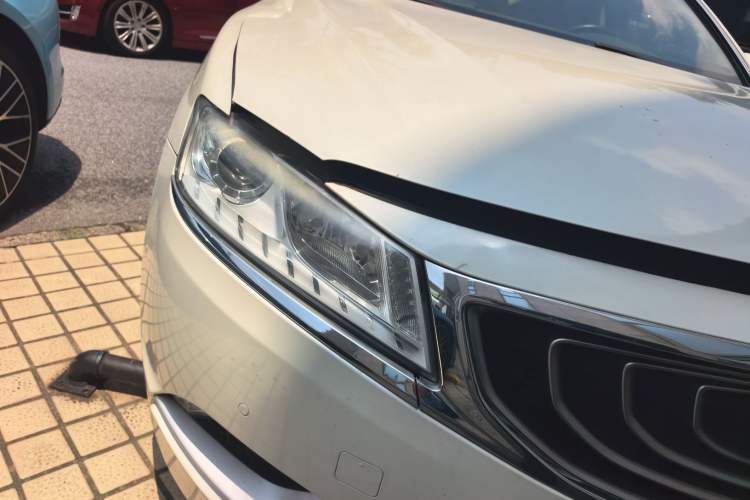 Used Geely Auto Emgrand GT 2015 1.8T Luxury Model Right Front Headlight