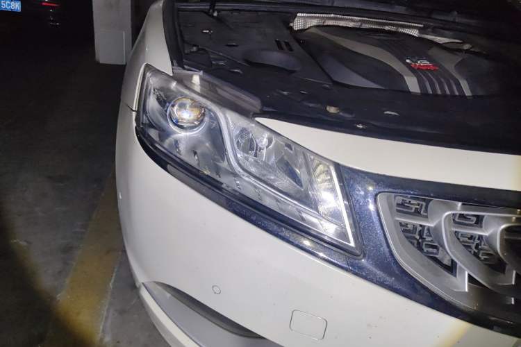 Used Geely Auto Emgrand GT 2015 1.8T Flagship Model Right Front Headlight