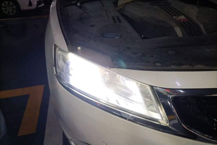 Used Geely Auto Emgrand GT 2015 1.8T Premium Model Right Front Headlight