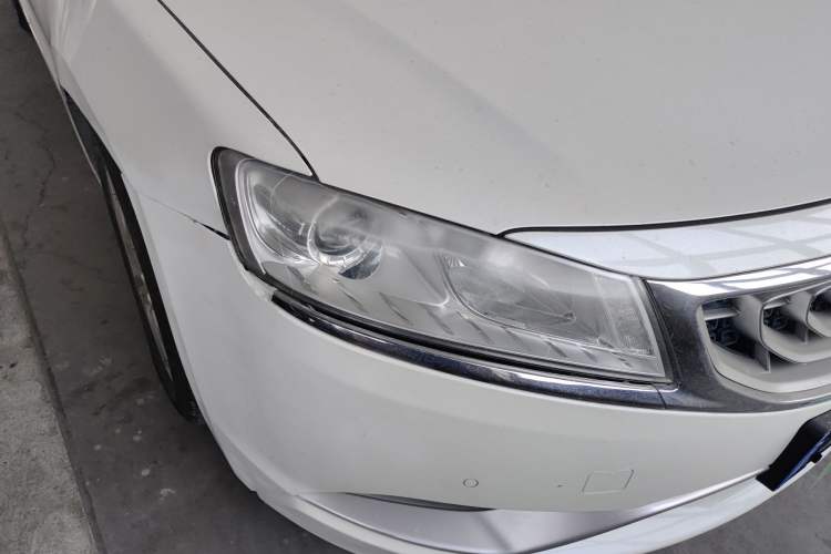 Used Geely Auto Emgrand GT 2015 2.4L Comfort Model Right Front Headlight