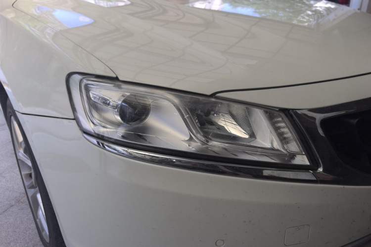 Used Geely Auto Emgrand GT 2015 1.8T Premium Model Right Front Headlight