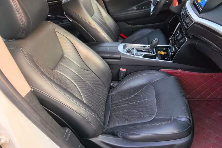 Used Geely Auto Emgrand GT 2015 1.8T Flagship Model Right Front Seat