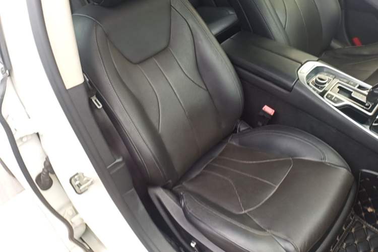 Used Geely Auto Emgrand GT 2015 1.8T Flagship Model Right Front Seat