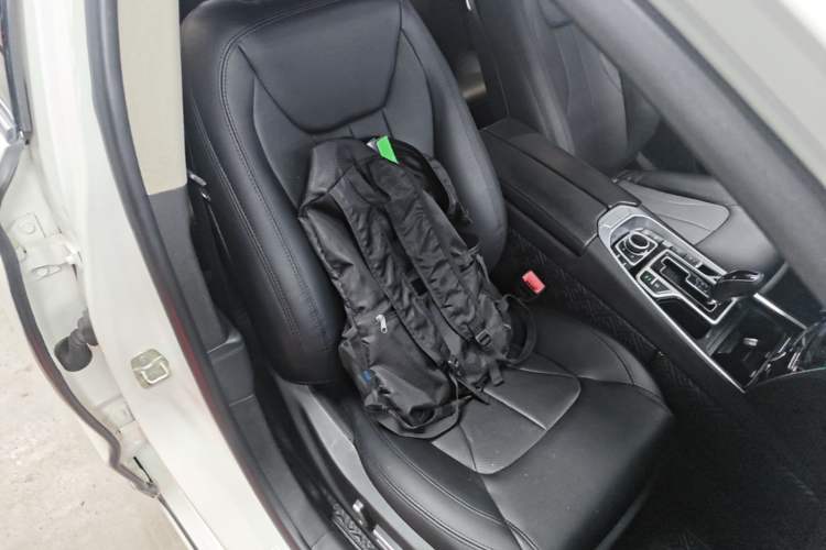 Used Geely Auto Emgrand GT 2015 1.8T Premium Model Right Front Seat