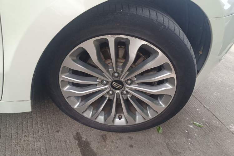 Used Geely Auto Emgrand GT 2015 1.8T Premium Model Right Front Wheel Hub