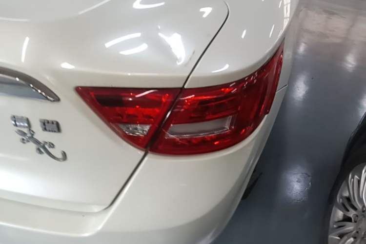 Used Geely Auto Emgrand GT 2015 2.4L Standard Edition Right Rear Taillight
