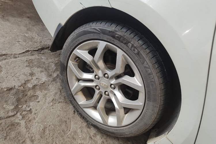 Used Geely Auto Emgrand GT 2015 1.8T Premium Model Right Rear Wheel Hub