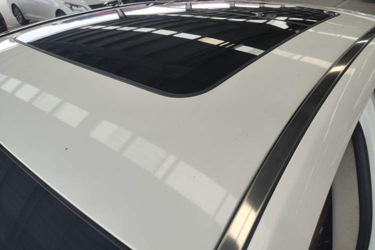 Used Geely Auto Emgrand GT 2015 1.8T Flagship Model Roof