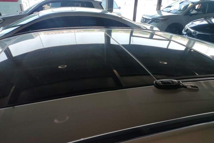 Used Geely Auto Emgrand GT 2015 2.4L Comfort Model Roof