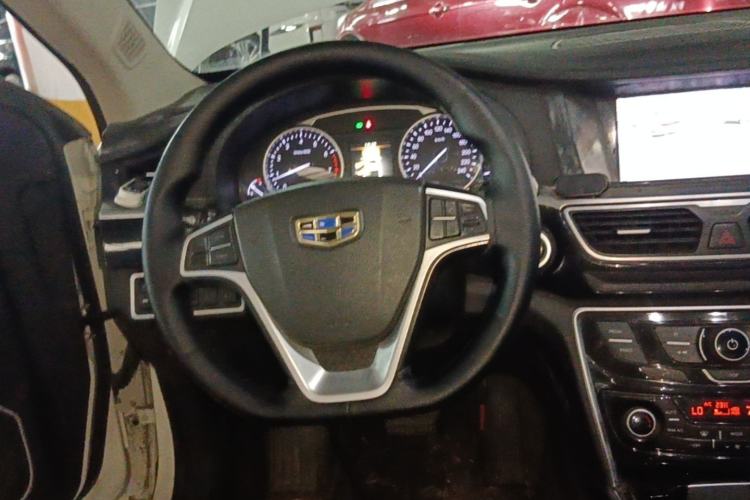 Used Geely Auto Emgrand GT 2015 1.8T Premium Model Steering Wheel
