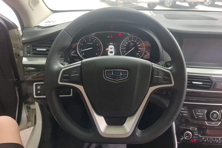 Used Geely Auto Emgrand GT 2015 1.8T Premium Model Steering Wheel