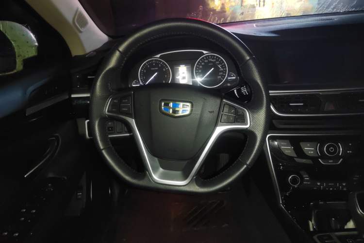 Used Geely Auto Emgrand GT 2015 1.8T Premium Model Steering Wheel