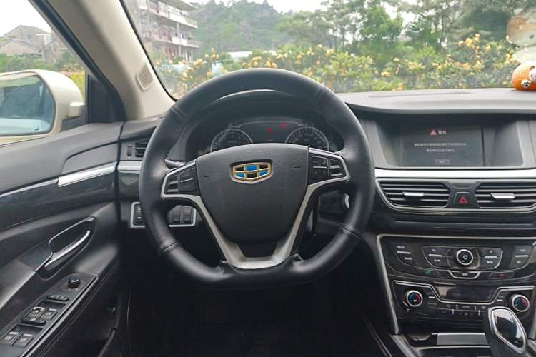 Used Geely Auto Emgrand GT 2015 2.4L Comfort Model Steering Wheel