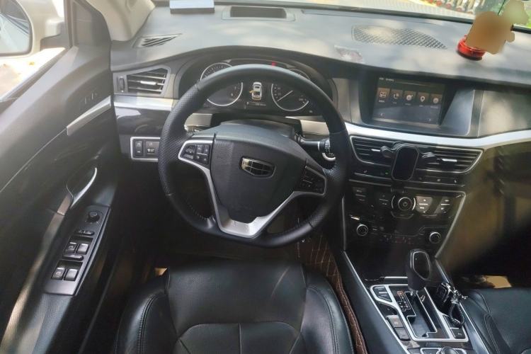 Used Geely Auto Emgrand GT 2015 1.8T Flagship Model Steering Wheel