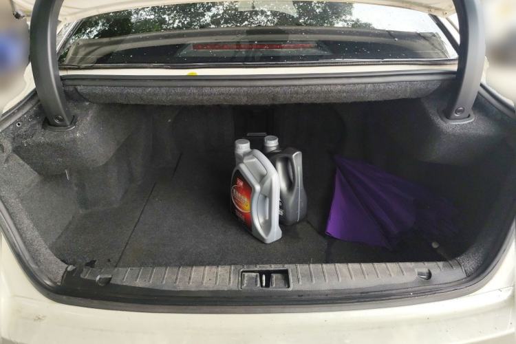 Used Geely Auto Emgrand GT 2015 1.8T Premium Model Trunk