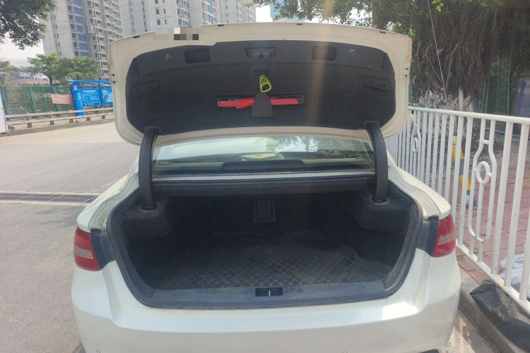 Used Geely Auto Emgrand GT 2015 1.8T Flagship Model Trunk