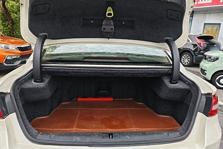 Used Geely Auto Emgrand GT 2015 1.8T Flagship Model Trunk