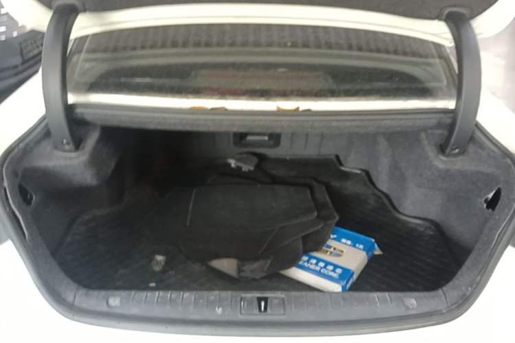 Used Geely Auto Emgrand GT 2015 2.4L Standard Edition Trunk