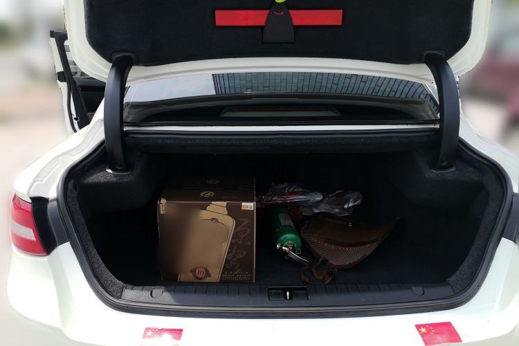 Used Geely Auto Emgrand GT 2015 3.5L Flagship Edition Trunk
