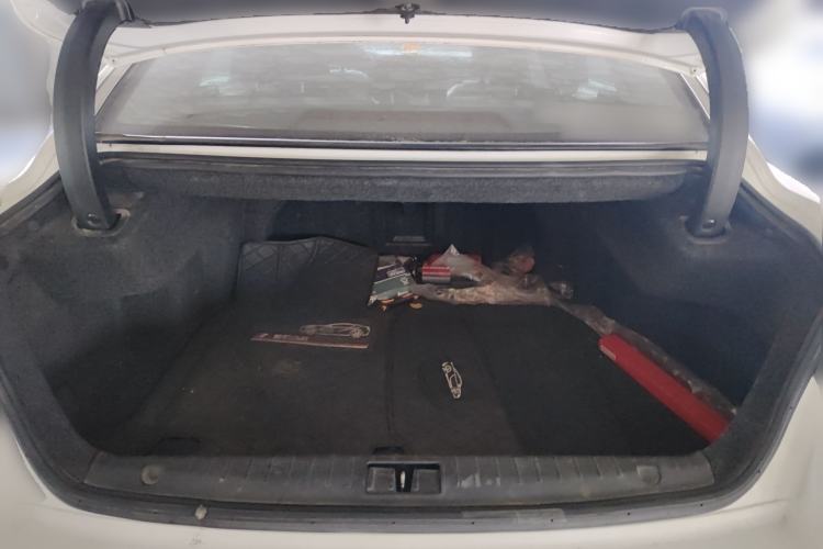 Used Geely Auto Emgrand GT 2015 2.4L Comfort Model Trunk