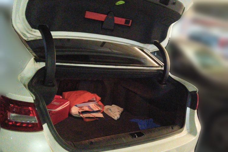Used Geely Auto Emgrand GT 2015 1.8T Premium Model Trunk