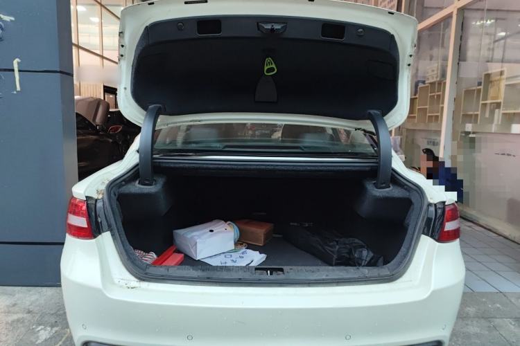 Used Geely Auto Emgrand GT 2015 1.8T Luxury Model Trunk