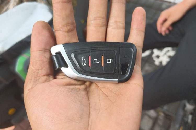 Used Geely Auto Emgrand GT 2015 1.8T Flagship Model Vehicle Key