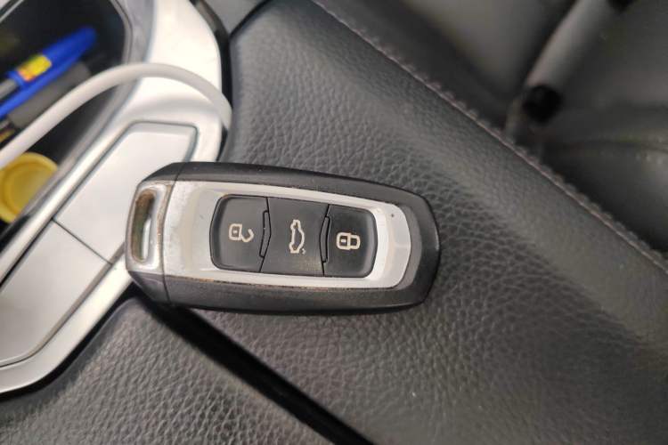 Used Geely Auto Emgrand GT 2015 2.4L Comfort Model Vehicle Key