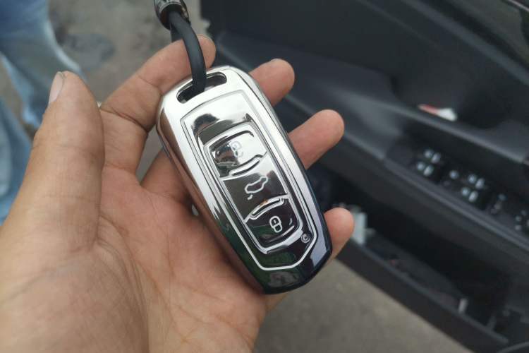Used Geely Auto Emgrand GT 2015 1.8T Flagship Model Vehicle Key