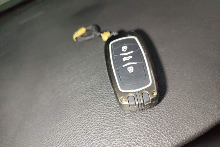 Used Geely Auto Emgrand GT 2015 2.4L Comfort Model Vehicle Key
