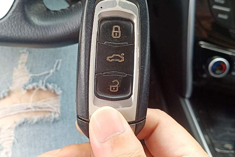 Used Geely Auto Emgrand GT 2015 1.8T Flagship Model Vehicle Key