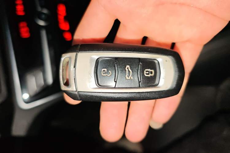 Used Geely Auto Emgrand GT 2015 2.4L Comfort Model Vehicle Key