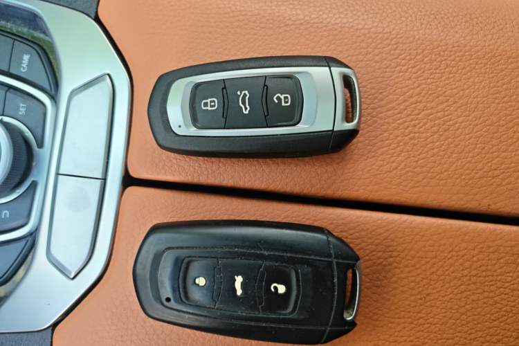Used Geely Auto Emgrand GT 2015 1.8T Flagship Model Vehicle Key