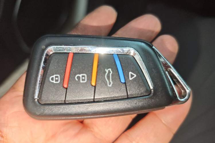 Used Geely Auto Emgrand GT 2015 1.8T Comfort Model Vehicle Key