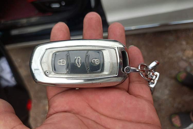 Used Geely Auto Emgrand GT 2015 1.8T Luxury Model Vehicle Key