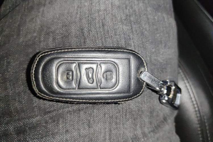Used Geely Auto Emgrand GT 2015 1.8T Flagship Model Vehicle Key