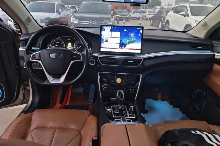 Used Geely Auto Emgrand GT 2015 1.8T Comfort Model Center Console