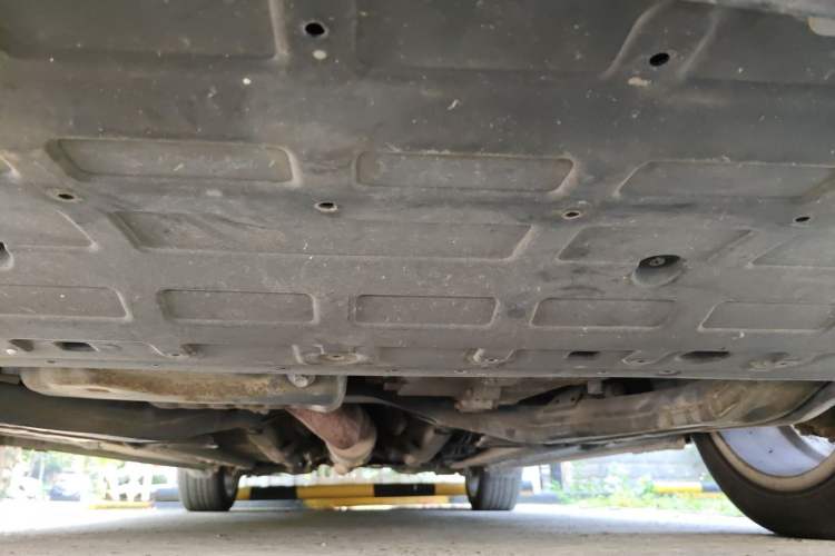 Used Geely Auto Emgrand GT 2015 1.8T Flagship Model Chassis Front