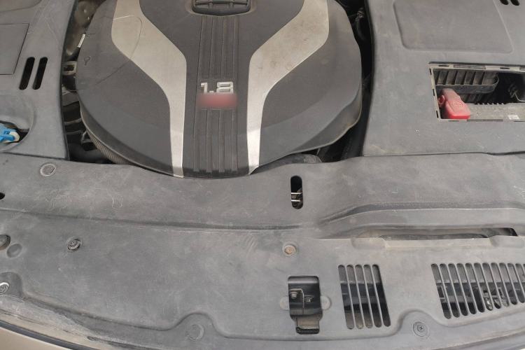 Used Geely Auto Emgrand GT 2015 1.8T Premium Model Engine Bay