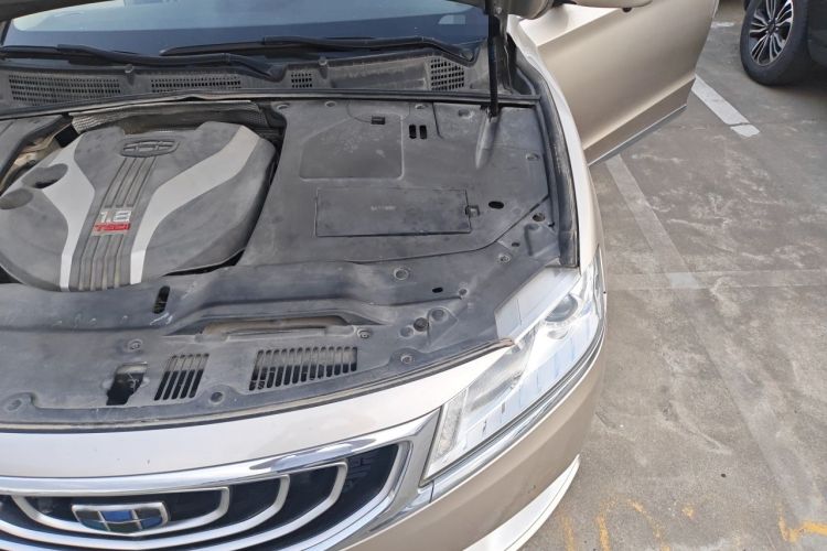Used Geely Auto Emgrand GT 2015 1.8T Comfort Model Engine Bay Left